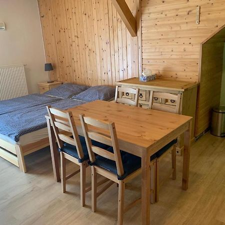 Penzion A Restaurace Vyhlidka Železná Ruda 외부 사진