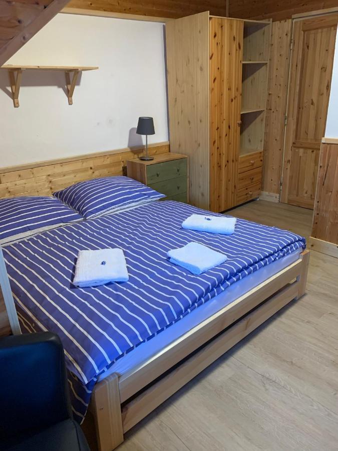 Penzion A Restaurace Vyhlidka Železná Ruda 외부 사진